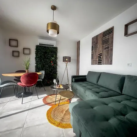 Vacations - Terrasse, Piscine, Jacuzzi, Clim - By Tgb *