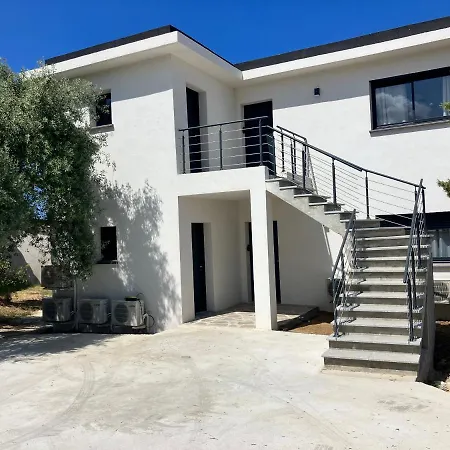 Vacations - Terrasse, Piscine, Jacuzzi, Clim - By Tgb *