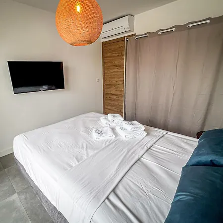 Vacations - Terrasse, Piscine, Jacuzzi, Clim - By Tgb