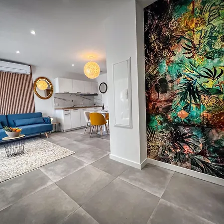 Vacations - Terrasse, Piscine, Jacuzzi, Clim - By Tgb * Porticcio (Corsica)