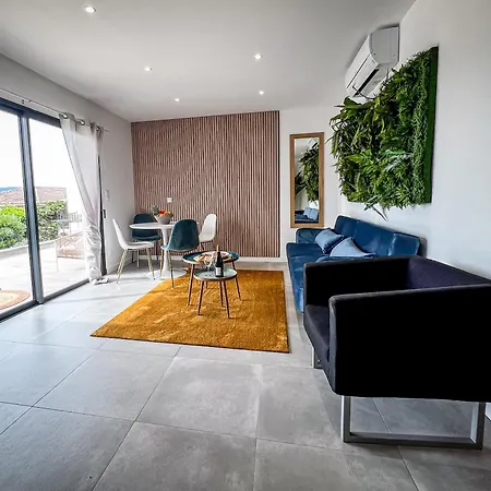 Vacations - Terrasse, Piscine, Jacuzzi, Clim - By Tgb * Porticcio (Corsica)