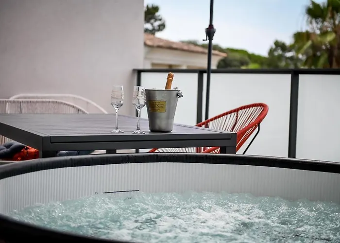 Vacations - Terrasse, Piscine, Jacuzzi, Clim - By Tgb * Porticcio (Corsica)